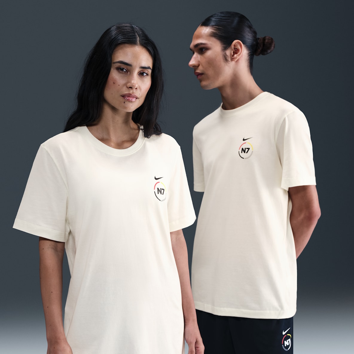 White Tops and T-Shirts. Nike.com